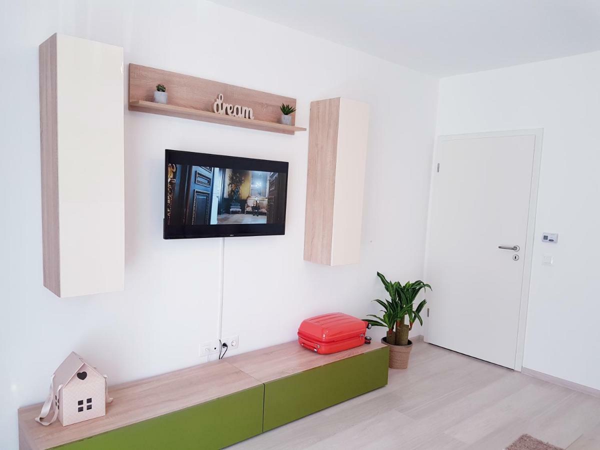 Dream Apartment Brasov - West ภายนอก รูปภาพ